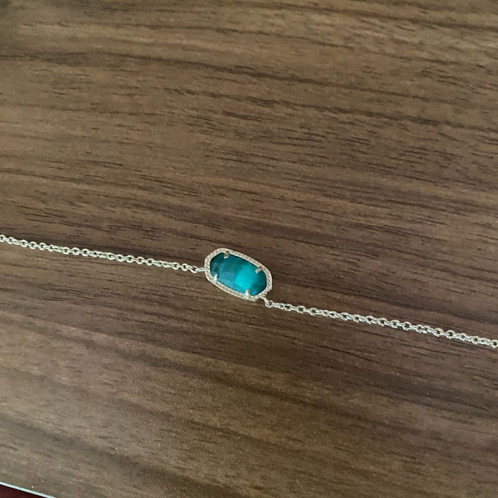 Kendra scott necklace